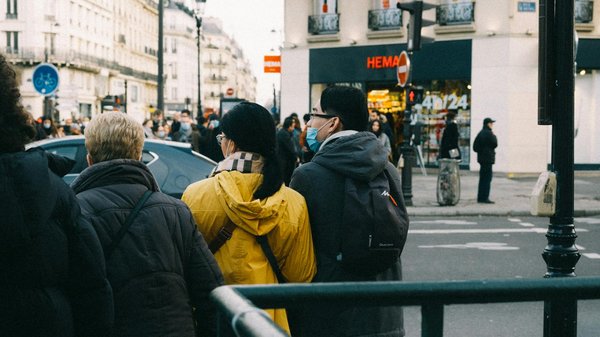 La Révolution du Street Art : Quand l'Art Urbain Reinvente la Mode